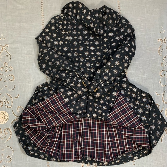 Retro vintage style floral coat with plaid lining - Picture 13 of 16